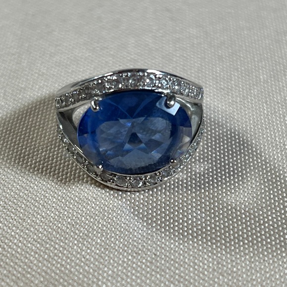 Ross Simons Sterling Silver Blue and Clear Stone Cocktail Statement Ring 6.75 - Picture 11 of 16